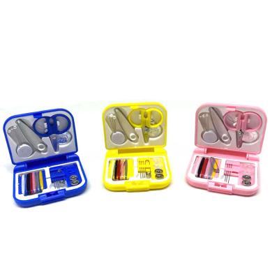 China Customer Logo Mini Plastic Box Sewing Kit Travel Sewing Kit Hotel Convenient Wholesale Colorful Sewing Kit for sale