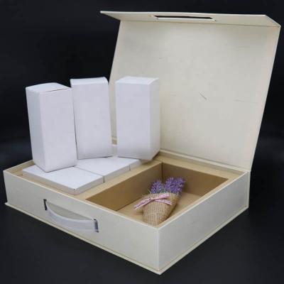 China Handmade Custom Special Paper High End Flip Gift Box Jewelry Packaging Box With Portable Buckle for sale