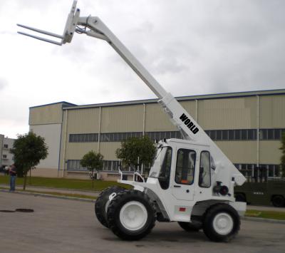 China Engine Powered Telehandler with Joystick Controls Te koop