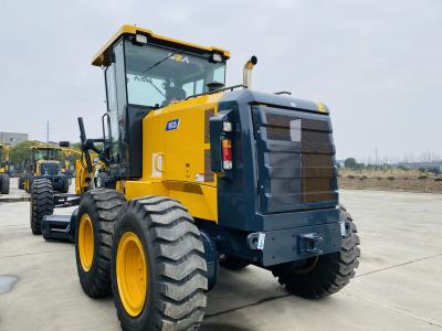 중국 Enclosed Cab Heavy Equipment Motor Grader M135 97kw With Komatsu Techinical For Road Construction 판매용