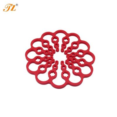 China Durable Mat Table Hollow Silica Silicone Gel Coasters Flower Anti Slip Silicone Insulation Pad for sale