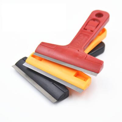 China Sustainable plastic cleaning scraper for easy removal and use of glass, wall and floor gaps for sale