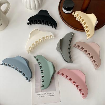 China High Quality Plastic Hair/Factory Source Korean Plastic Resin Stripe Matte Large Hair Claw Clips Big Claw For Thick for sale