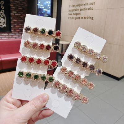 China Hair Accessories Fashion Crystal Bead Rhinestone Summer Long Hair Clip Flower Round Shaped Long Hairpin for sale