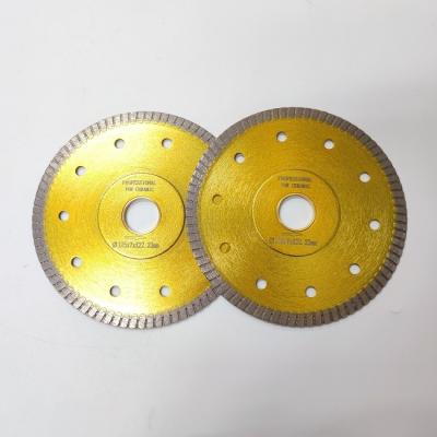 China SGS 125mm Thin Sintered  Dry Tile Saw Blade Turbo Diamond With Inner Hole for sale