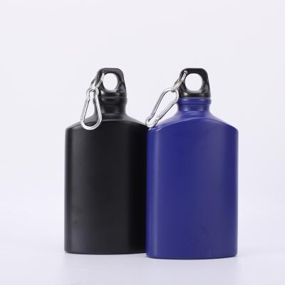 China Persoonlijk logo Direct drinken 550 ml herbruikbare sportschool Aluminium waterfles in Amerikaanse stijl Te koop