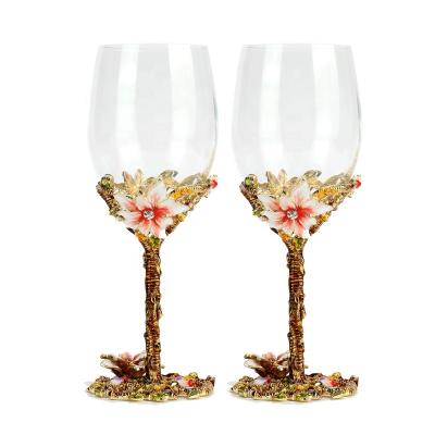 China Sustainable Luxury Enamel Decorated Wine Glass Decanter With Flower Design Glass Sets for sale