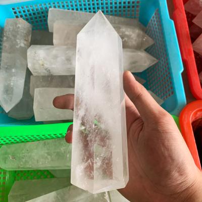 China Natural Crystal Stone Towers For Home Decor Point Healing Crystal White Clear Quartz Crystal Africa Healing for sale