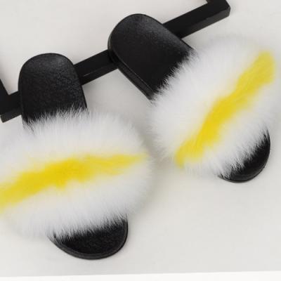 China 2021 Fashion New Design Trend Real Fox Fur Fluffy Slippers Wholesale Real Fur Slides For Women Style for sale