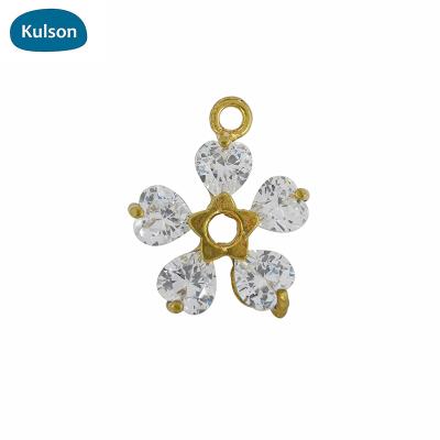 China FASHIONABLE Wholesale Raw Brass Zircon Flower Pendants Heart Shaped Charms For Jewelry Make for sale