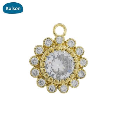 China PDT0316-Raw Vintage Brass Zircon Round Flower Pendants Charms For Jewelry Make for sale