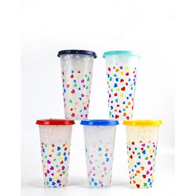 China Will change color when add cold water 710ml icy cold color changing cup temperature change drinks straw cold cup with plastic pp lid with love heart for sale