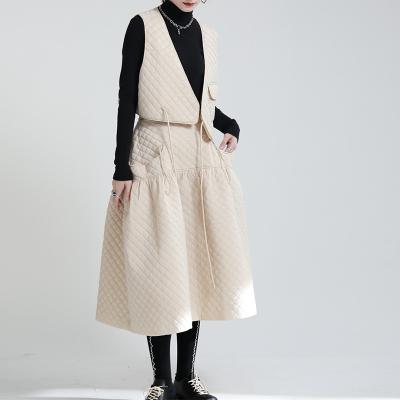 China 2021 Winter Big Swing Skirt Designer Rhombus Quilted A Line Fashionable Anti-Static Loose Skirt 2610 for sale