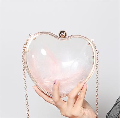 China Fashion Acrylic Girls Heart Shape Party Bag Clutch Bag Bridal Wholesale Evening Clutch Bags Ladies for sale