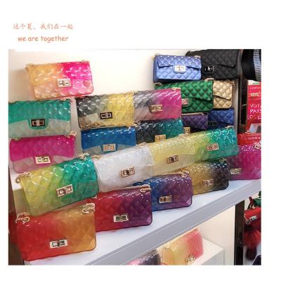 China Fashionable new cheap price colorful PVC Amazon jelly bags for girls ladies mini handbag luxury mini bag for sale