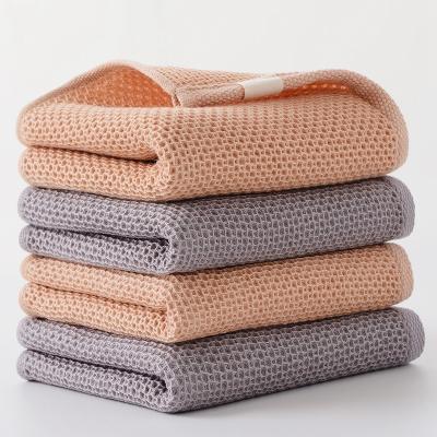 China New Viable Wholesale RTS Extra Large 100% Cotton Waffle Weave Hand Towels Honeycomb Pineapple Towel for sale