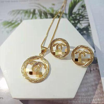 China Europe and America Custom Necklace High Quality Fashion Personality Charm Necklace 18k Gold Plated Women's Jewelry Gift Set for sale