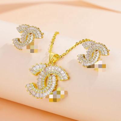 China Europe and America Custom Necklace High Quality Fashion Personality Charm Necklace 18k Gold Plated Women's Zircon Jewelry Set for sale