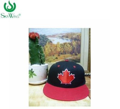 China Custom Logo Flat Bill Golf Cap / Mens Snapback Hats Customized Size for sale