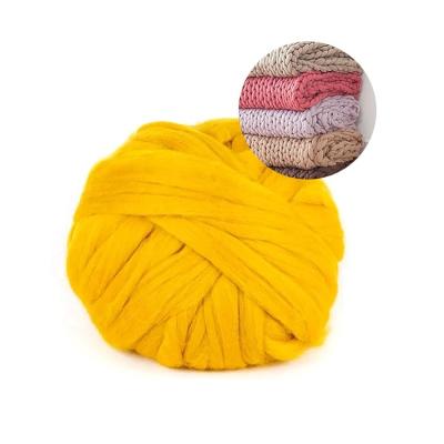 China Free Sample Super Soft Felling Arm Knitting Yarn Giant Chunky Yarn Viable For Hand Crochet Blankets for sale