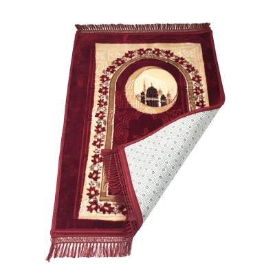 China Washable Islamic Double Prayer Blanket Plush Velvet Janamaz Turkish Prayer Rug (Red) for sale