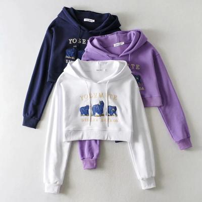 China Anti-wrinkle fashion bear embroidery fleece pullover comfortable short sweatshirt hoodies for women for sale