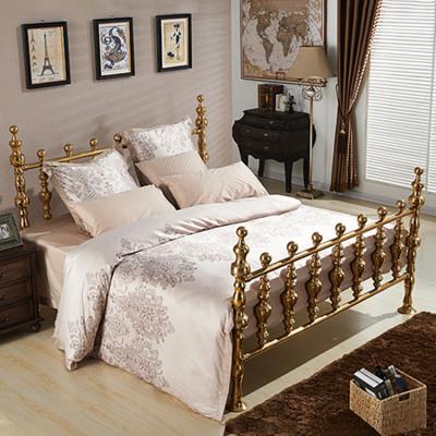 China Luxury French Louis Style Furniture Handmade Solid Brass Bed Dubai Bedroom Furniture for sale