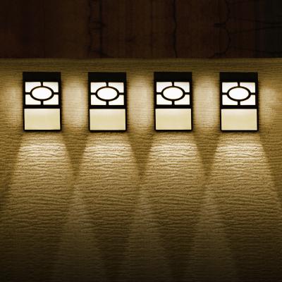 China Retro Residential Solar LED Wall Light Outdoor Solar Panel Light Rainproof Garden Light for sale