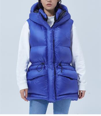 China 2022 Wholesale Girls Waterproof Raincoats Fold Down Vests Winter Vests Custom Padded Women's Vests Plus Size Women's Sleeveless Stripper Jackets for sale