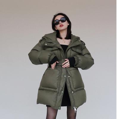 China 2022 New Winter Ladies Sustainable Long Parka Padded Striper Jackets Custom Made Plus Size Womens Winter Bubble Coats for sale