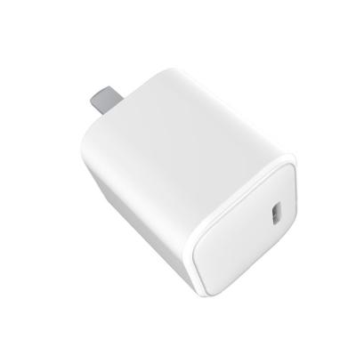 China Mobile Phone Compact Gan Wall Charger Super Fast Mini Size 33w Palladium Power Charging Adapter For Iphone 13 12 for sale