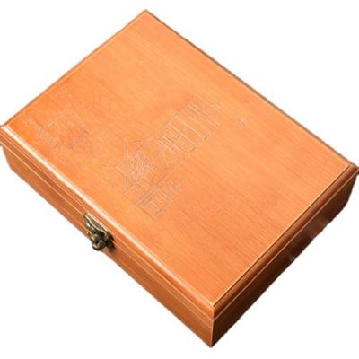 China China Wholesale Customized Shape Gift Packing Custom Essential Oil Box Wooden Boxes for sale