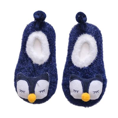 China New winter anti-slip children's floor bumps distribution non-slip thick baby bumps cute animal children socks for sale