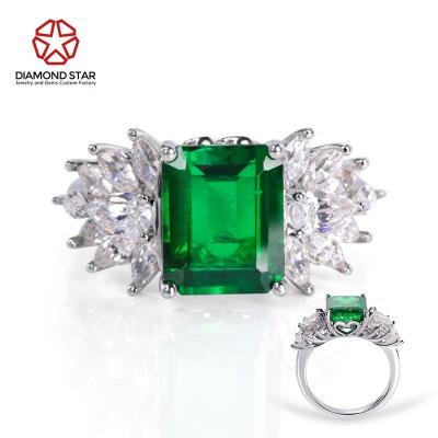 China Diamondstar Romantic Lab Ring Gemstone Green Engagement Rings For Wedding Elegant Luster Green Jewelry Woman Cut Custom Fashion for sale