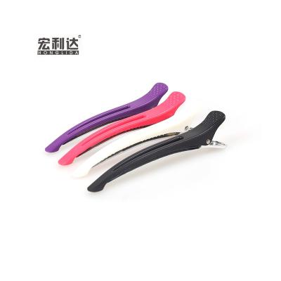 China Salon and wholesale fashionable design styles clips at home design plastic hair extension clip for sale