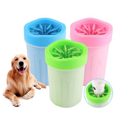 China Durable Portable Pet Paw Washer Cat Dog Foot Washer Cleaner Viable Silicone Pet Washing Cup for sale