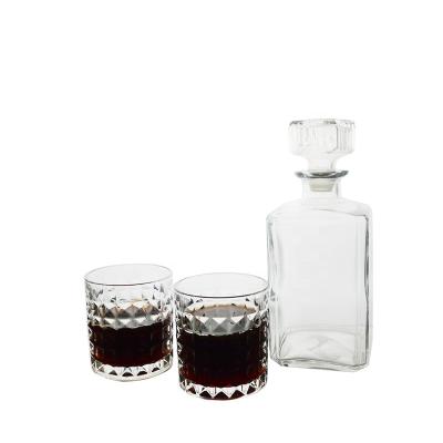 China 900ml STOCKED Lead Free Crystal Glass Whiskey Decanter Whiskey Bourbon for sale