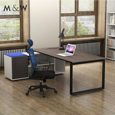 China Wholesale Modern Factory Office Furniture Executive Table Ceo Wooden Director Desk Expandable for sale