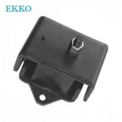 China Automotive Rubber OEM ME031774 ME031962 Rubber Parts Front Engine Mounting For Mitsubishi Truck 6D22 6D14 6D15 FM215 for sale