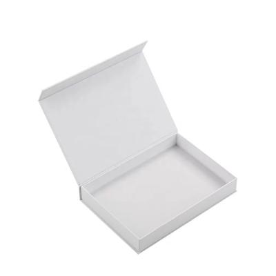 China Recycled Materials Custom Design Wedding Dress Cardboard Gift Packaging Magnet Paper Folding Closing Boxes for sale