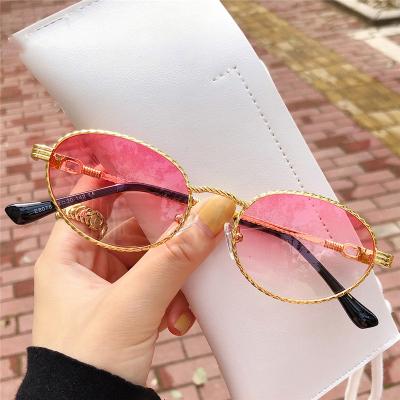 China 10 Years Experience Yiwu Shades Brand Retro Vintage Sun Design Custom Logo Wholesale Custom Glass Shades Small Metal Oval Sunglasses for sale