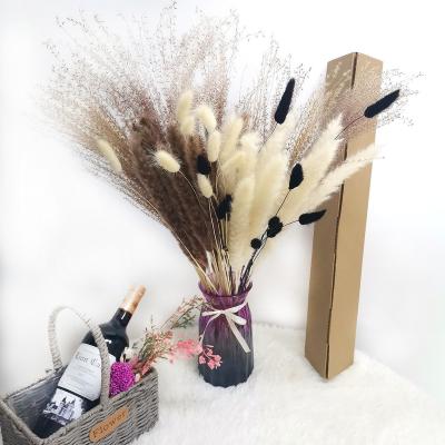 China Factory supply natural fluffy decoration natural touch feathers 70pcs dried natural dry beige pampas grass for sale