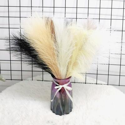 China Palstic RTS factory provide artificial pampas grass decor for pampas grass bouquet. for sale