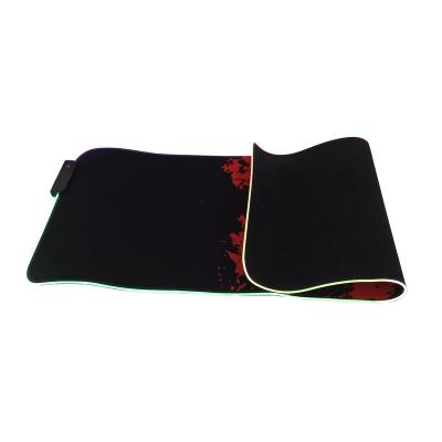 China Mouse Desk CMYK Game Printing RGB LED Mouse Pad Rubber Mat for sale