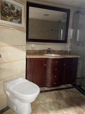 China Prefab Bath Toilet Modular Commode Washroom HPL Toilet Partition for sale