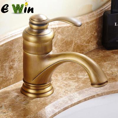 China Modern Simple Wall Mounted Plastic Classic Selling Basin White Handle Body Customized PVC Ceramic Faucets Te koop