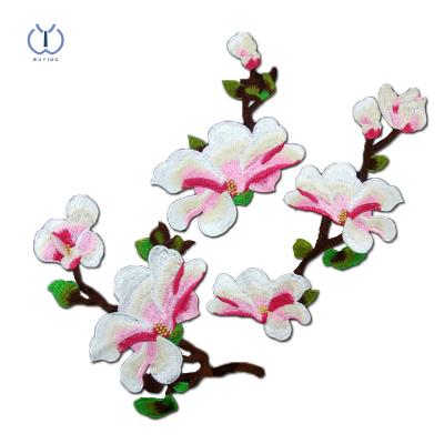 China Handmsde Plum Blossom Flowers Series Embroidery Patches For Apparel Backpack Woven Patch Applique Heat Press Decorative Patches Badge for sale