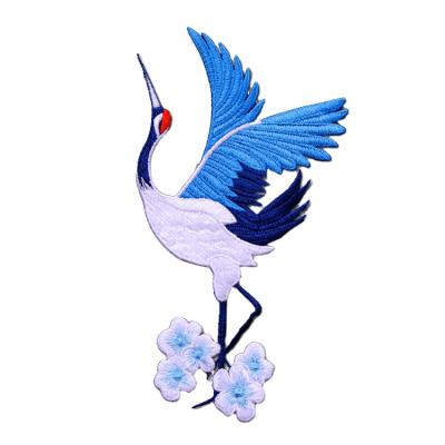 China Handmade Manufacturers Supply High Quality Crane Embroidered Patch Women's Pants Patches Sew-on Embroidered Patches for sale