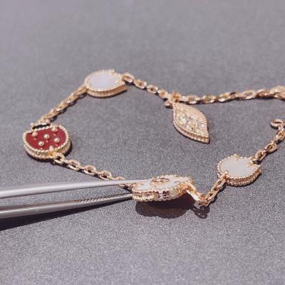 China S925 VCA Lucky Spring romantic four-leaf clover high-grade silver bracelet, exquisite insect pendant, female classic jewelry bangle for sale