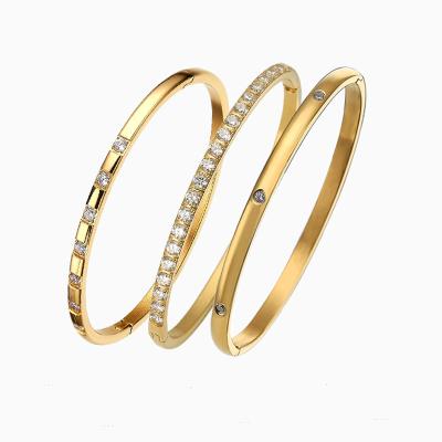 China CLASSIC Vacuum Gold Plated Stainless Steel Clear Zircon Bracelets 18K Ladies Charm Bracelets From China Jewelry for sale